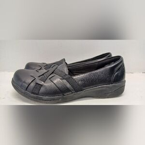 Clarks Collection Leather Slip-On Loafer Black Cheyn Creek Size US6